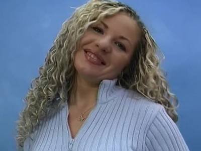 Tschechische Amateurin spielt beim Casting mit einem Plastikschwanz und bläst einen Echten