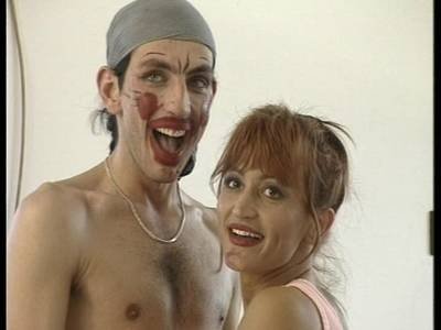 Clown bumst Redhead in die feuchte Pussy